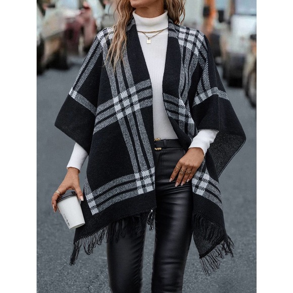 BohoGypsyDreamer.com Sweaters - Plaid Batwing Sleeve Fringe Trim Duster Cardigan poncho black white